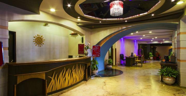 Nazri Resort Baga Luaran gambar