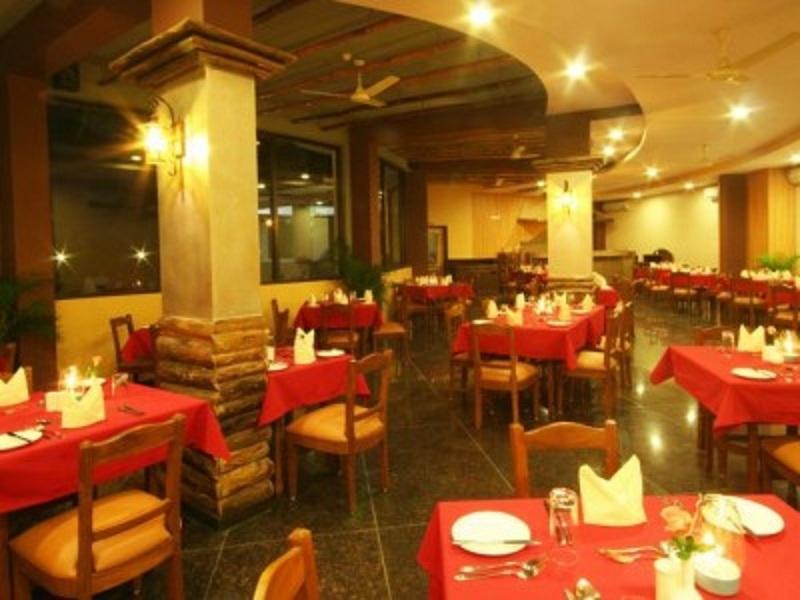 Nazri Resort Baga Luaran gambar