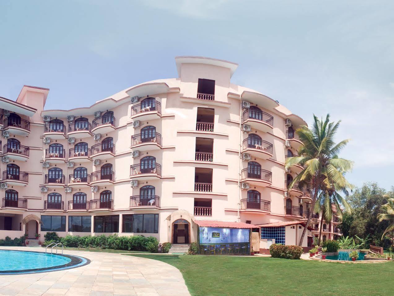 Nazri Resort Baga Luaran gambar